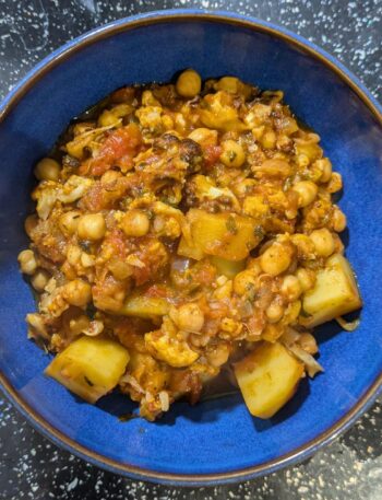 Cauliflower, potato and chickpea curry